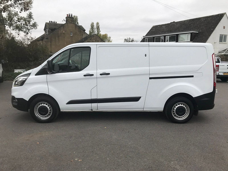 Ford Transit Custom 2.0L 320 Leader EcoBlue Diesel Manual Euro 6 (128 bhp) 5dr Manual 2026