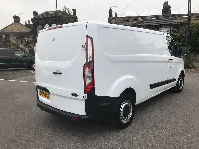 Ford Transit Custom 2.0L 320 Leader EcoBlue Diesel Manual Euro 6 (128 bhp) 5dr Manual 2026
