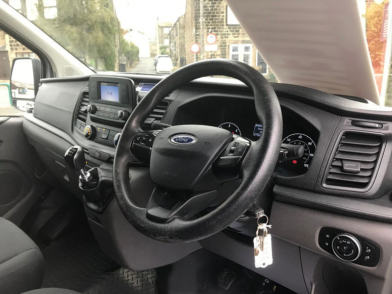 Ford Transit Custom 2.0L 320 Leader EcoBlue Diesel Manual Euro 6 (128 bhp) 5dr Manual 2026