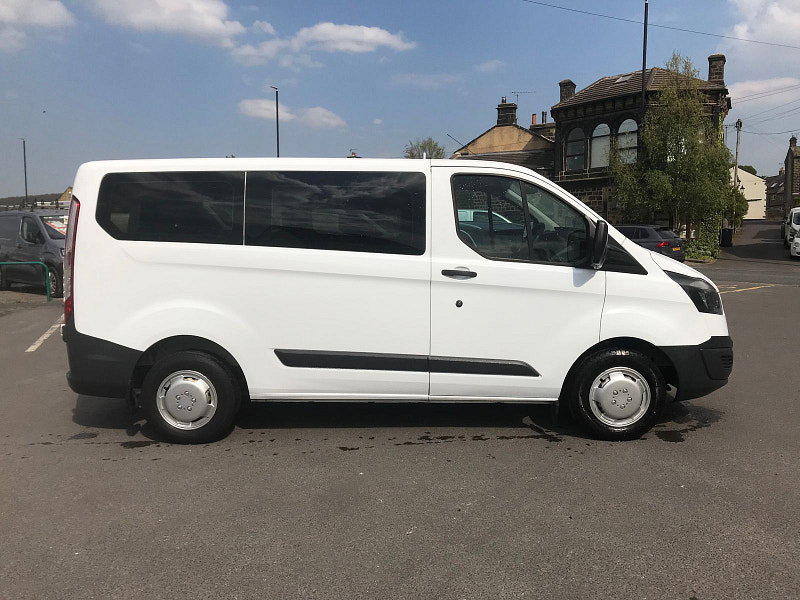 Ford Transit Custom 2.2 TDCi 310 Kombi 5dr Diesel Manual L1 H1 (172 g/km, 98 bhp) 5dr Manual 2026