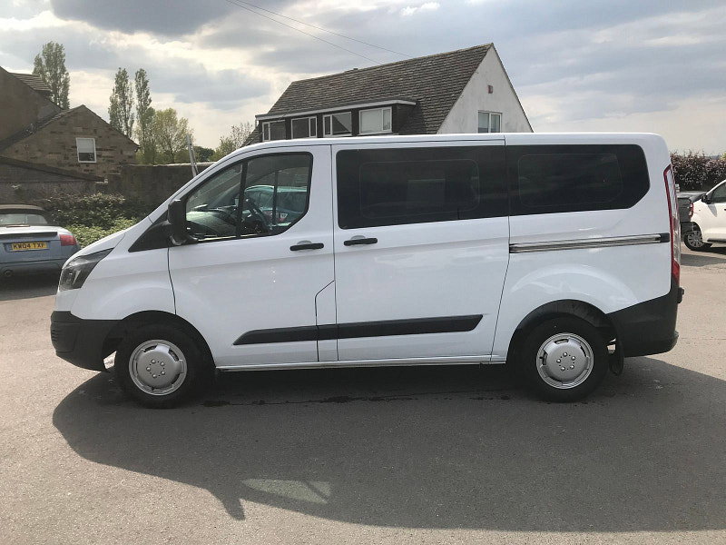 Ford Transit Custom 2.2 TDCi 310 Kombi 5dr Diesel Manual L1 H1 (172 g/km, 98 bhp) 5dr Manual 2026