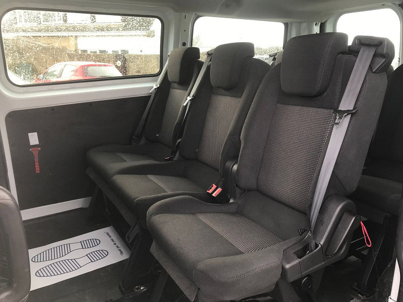 Ford Transit Custom 2.2 TDCi 310 Kombi 5dr Diesel Manual L1 H1 (172 g/km, 98 bhp) 5dr Manual 2026