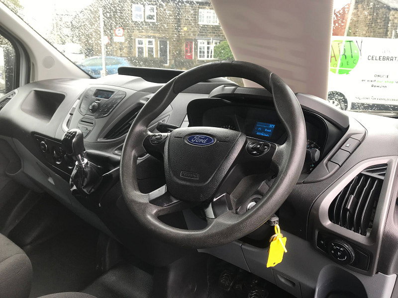 Ford Transit Custom 2.2L 290 LR P/V Diesel Manual Euro 5 (99 bhp) 5dr Manual 2026