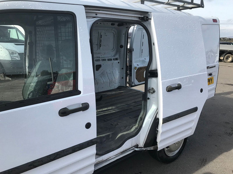 Ford Transit Connect 1.8L T200 LR P/V Diesel Manual Euro 4 (75 bhp) 5dr Manual 2026