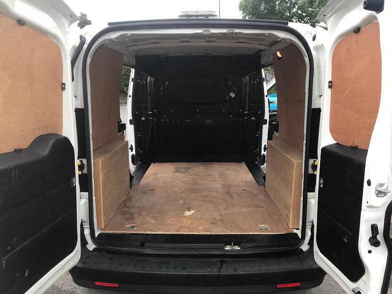 Fiat DOBLO CARGO 1.2L 16V MAXI MULTIJET II Diesel Manual Euro 6 (95 bhp) 5dr Manual 2026
