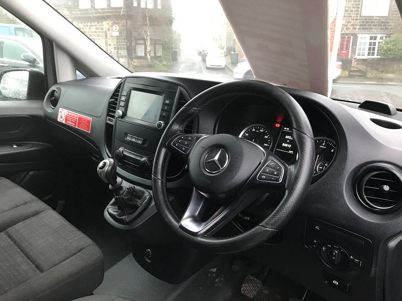 Mercedes-Benz Vito 1.7 110 CDI Progressive Panel Van 5dr Diesel Manual FWD L2 Euro 6 (s/s) (102 ps) 6dr Manual 2026