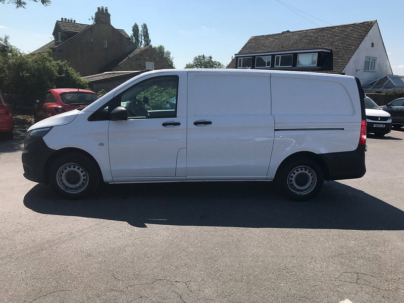 Mercedes-Benz Vito 2.0 114 CDI Progressive Panel Van 5dr Diesel G-Tronic RWD L2 Euro 6 (s/s) (LWB) (136 ps) 5dr Automatic 2026