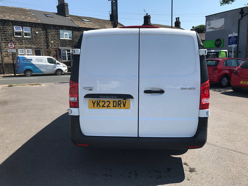 Mercedes-Benz Vito 2.0 114 CDI Progressive Panel Van 5dr Diesel G-Tronic RWD L2 Euro 6 (s/s) (LWB) (136 ps) 5dr Automatic 2026