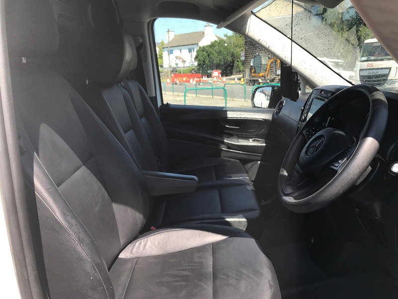 Mercedes-Benz Vito 2.0 114 CDI Progressive Panel Van 5dr Diesel G-Tronic RWD L2 Euro 6 (s/s) (LWB) (136 ps) 5dr Automatic 2026