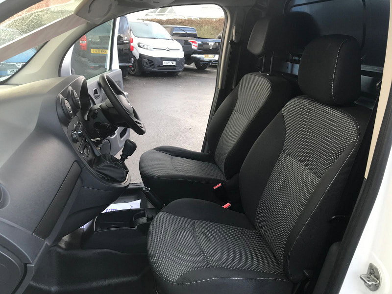 Mercedes-Benz Citan 1.5L 109CDI PURE L2 Diesel Manual Euro 6 (94 bhp) 5dr Manual 2026
