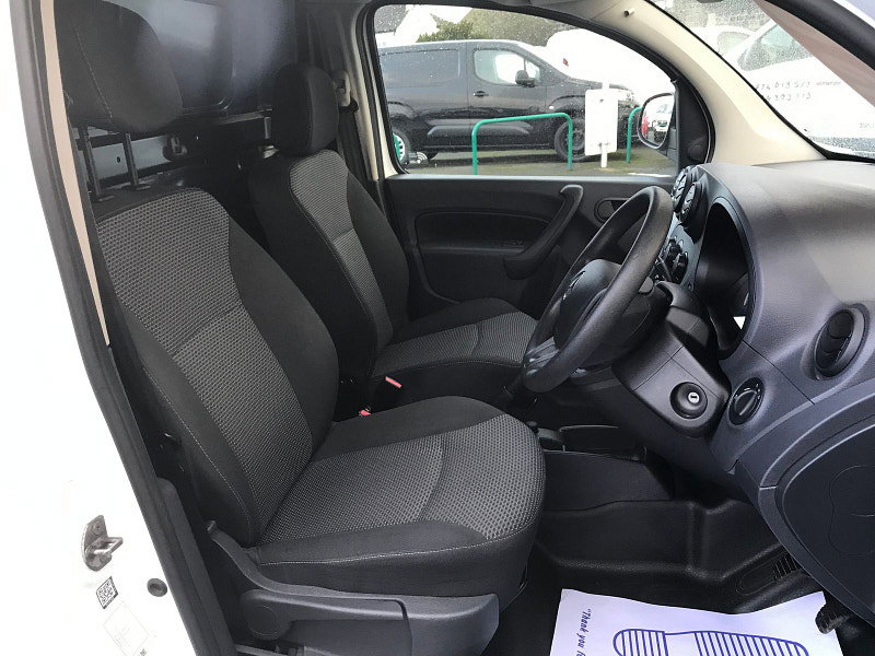 Mercedes-Benz Citan 1.5L 109CDI PURE L2 Diesel Manual Euro 6 (94 bhp) 5dr Manual 2026