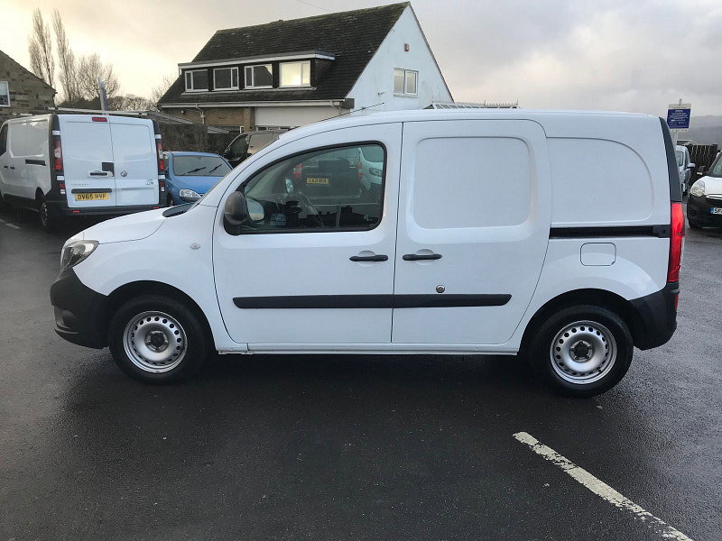 Mercedes-Benz Citan 1.5L 109CDI PURE L2 Diesel Manual Euro 6 (94 bhp) 5dr Manual 2026