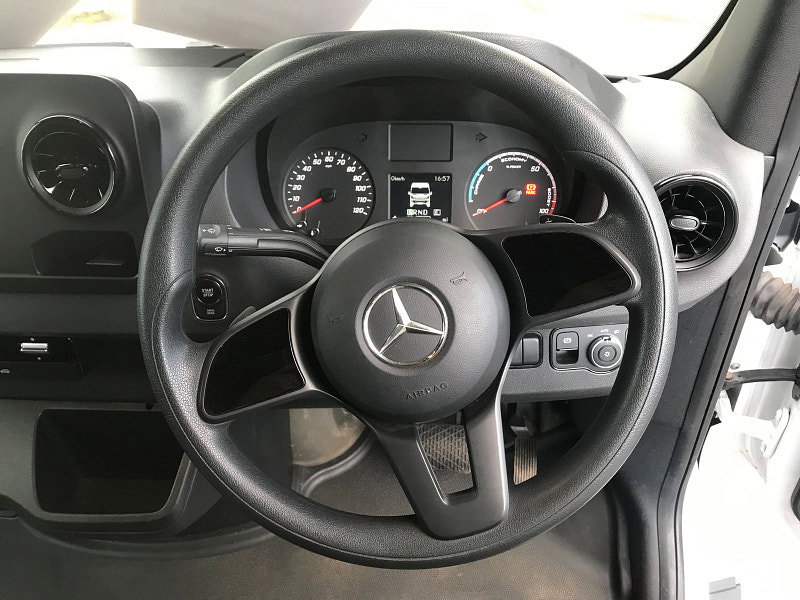 Mercedes-Benz Sprinter eProgressive Electric Automatic Euro 6 (114 bhp) 5dr Automatic 2026