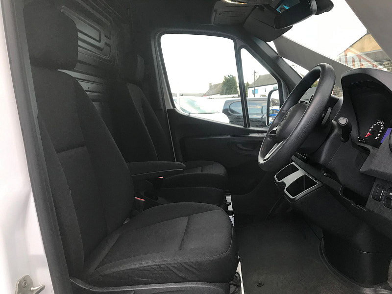 Mercedes-Benz Sprinter eProgressive Electric Automatic Euro 6 (114 bhp) 5dr Automatic 2026