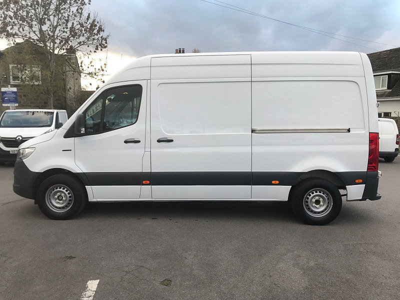 Mercedes-Benz Sprinter eProgressive Electric Automatic Euro 6 (114 bhp) 5dr Automatic 2026