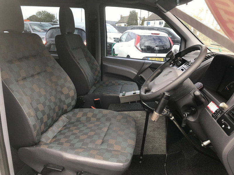 Mercedes Vito 2.0L 113 Petrol Manual Euro 3 6dr Automatic 2026