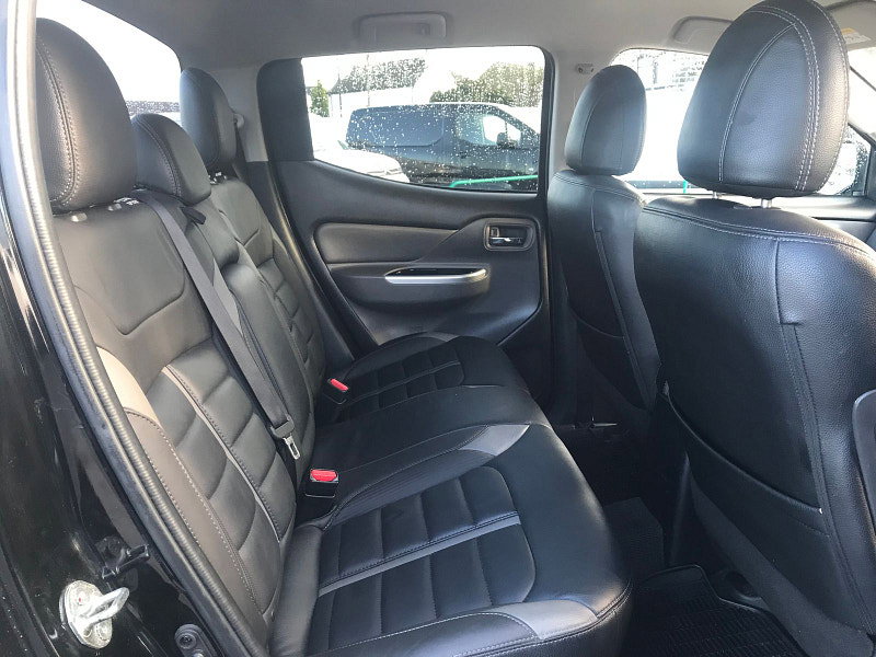 Mitsubishi L200 2.4L DI-D 4WD BARBARIAN DCB Diesel Automatic Euro 6 (178 bhp) 4dr Automatic 2026