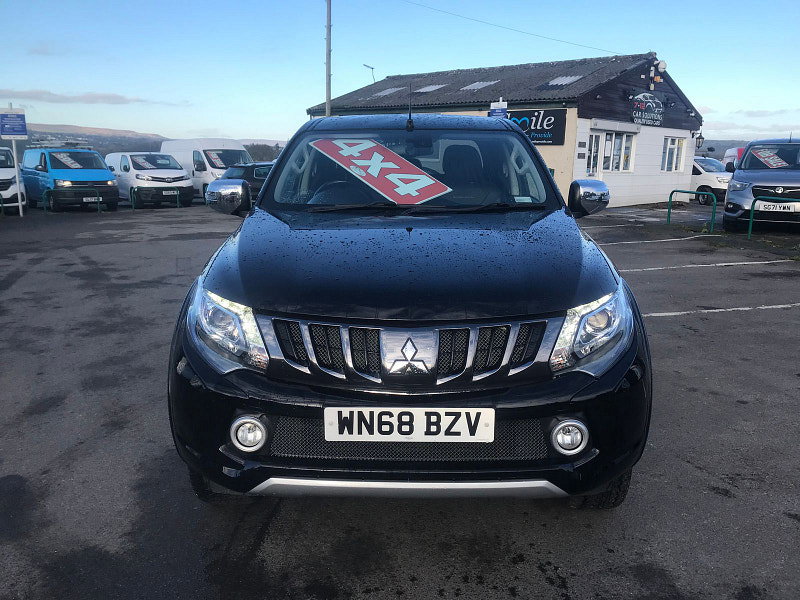 Mitsubishi L200 2.4L DI-D 4WD BARBARIAN DCB Diesel Automatic Euro 6 (178 bhp) 4dr Automatic 2026