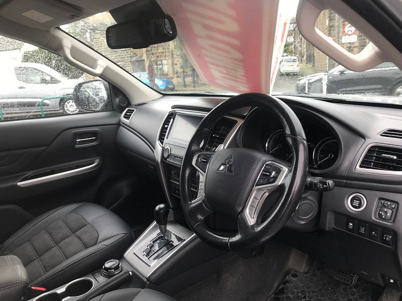Mitsubishi L200 2.3L Barbarian X DI-D Auto Diesel Automatic Euro 6 (148 bhp) 4dr Automatic 2026