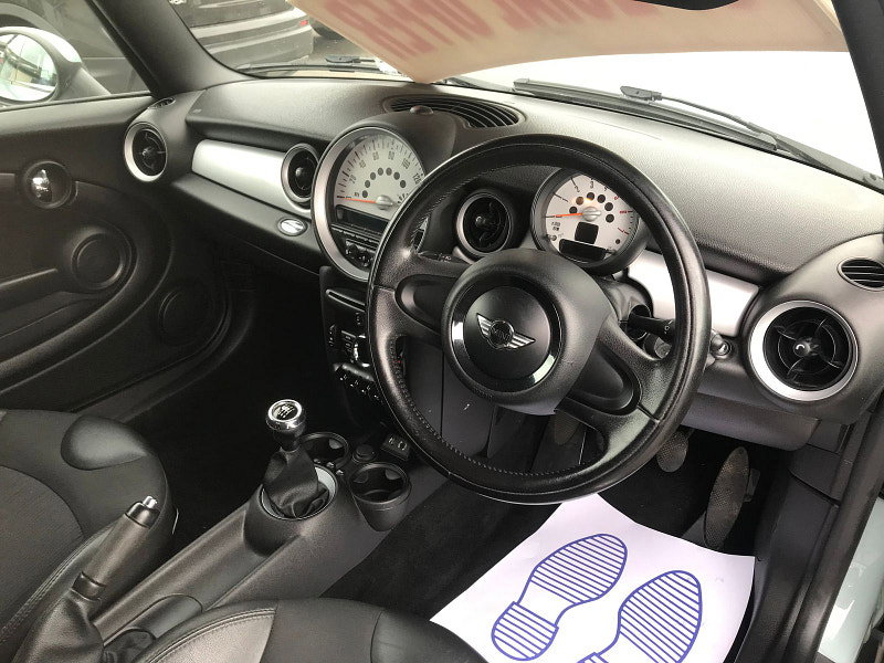 MINI Clubvan 1.6L COOPER D Diesel Manual Euro 5 (110 bhp) 2dr Manual 2026