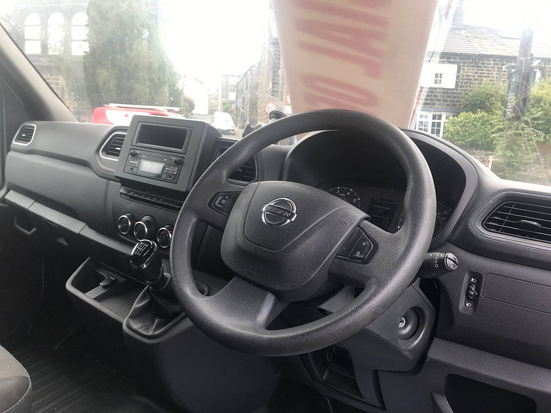 Nissan NV400 2.3 dCi 35 Acenta Panel Van 5dr Diesel Manual FWD L3 H2 Euro 6 (135 ps) 5dr Manual 2026