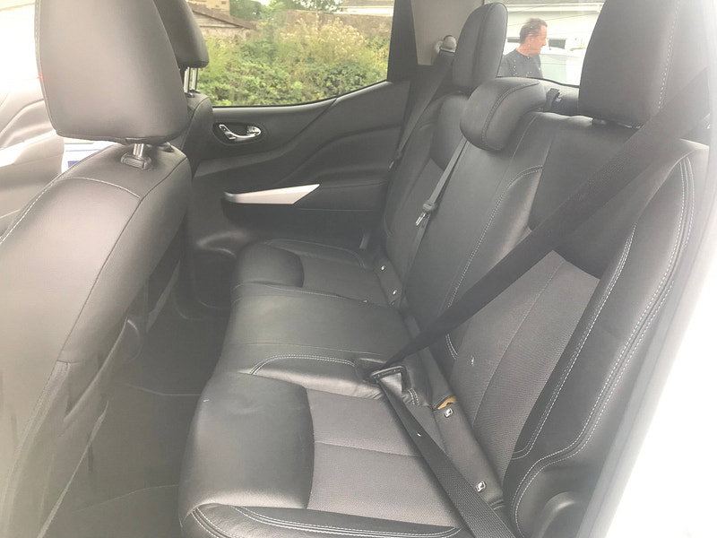 Nissan Navara 2.3 dCi N-Guard Pickup Double Cab 4dr Diesel Auto 4WD Euro 6 (190 ps) 4dr Automatic 2026