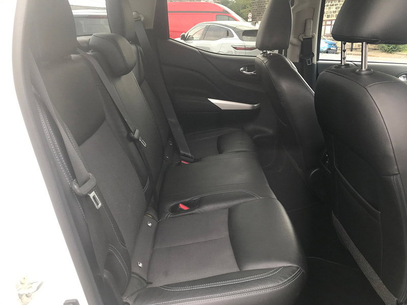 Nissan Navara 2.3 dCi N-Guard Pickup Double Cab 4dr Diesel Auto 4WD Euro 6 (190 ps) 4dr Automatic 2026
