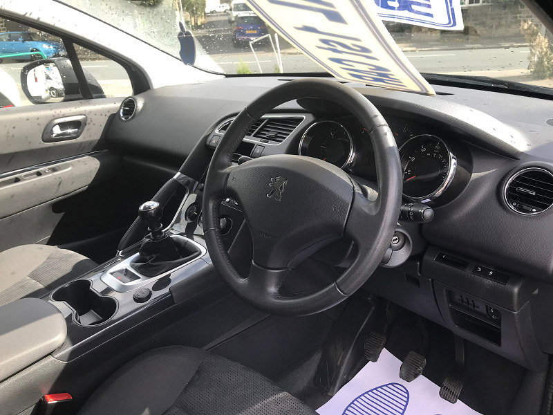 Peugeot 3008 1.6L Active HDi SUV 5dr Diesel Manual Euro 5 (115 bhp) 5dr Manual 2026