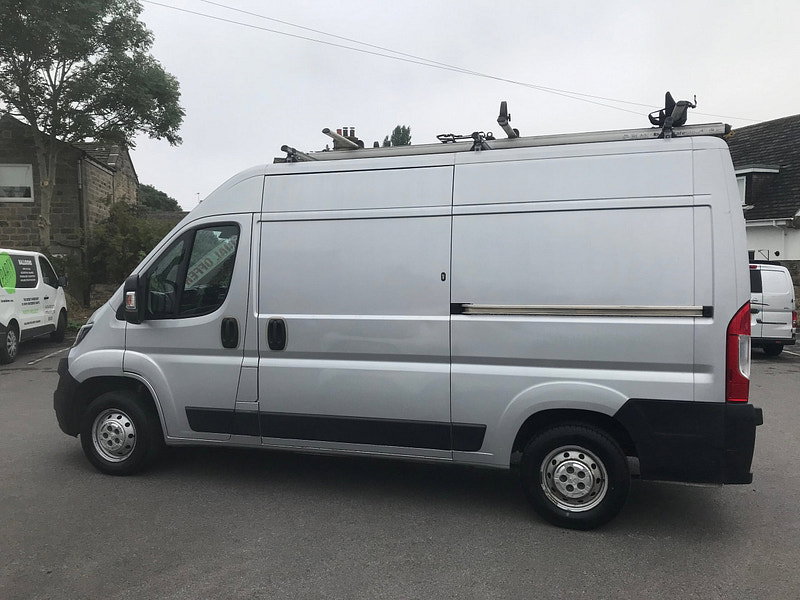 Peugeot Boxer 2.0 BlueHDi 335 Professional Panel Van 5dr Diesel Manual L2 H2 Euro 6 (130 ps) 5dr Manual 2026