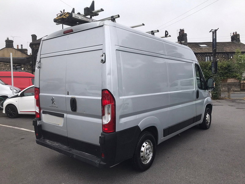Peugeot Boxer 2.0 BlueHDi 335 Professional Panel Van 5dr Diesel Manual L2 H2 Euro 6 (130 ps) 5dr Manual 2026