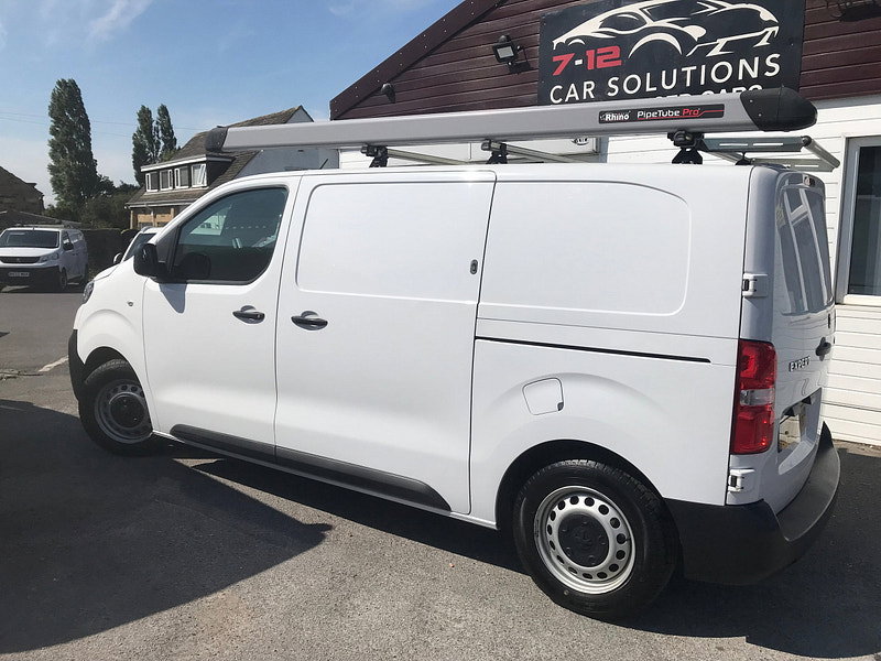 Peugeot Expert 1.5 BlueHDi 1000 Professional Premium Standard Panel Van 6dr Diesel Manual MWB Euro 6 (s/s) (100 bhp) 6dr Manual 2026