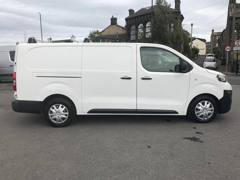 Peugeot Expert 2.0 BlueHDi 1400 Professional Long Panel Van 6dr Diesel Manual LWB Euro 6 (s/s) (120 ps) 6dr Manual 2026