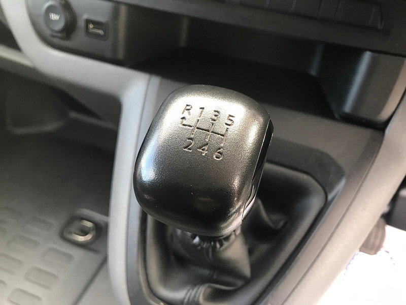 Peugeot Expert 2.0 BlueHDi 1400 Professional Long Panel Van 6dr Diesel Manual LWB Euro 6 (s/s) (120 ps) 6dr Manual 2026