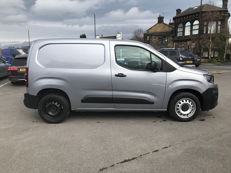 Peugeot Partner 1.5 BlueHDi 1000 Professional Premium + Standard Panel Van 5dr Diesel Manual SWB Euro 6 (s/s) (100 bhp) 5dr Manual 2026