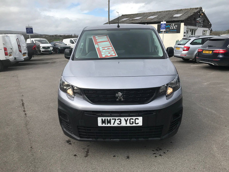 Peugeot Partner 1.5 BlueHDi 1000 Professional Premium + Standard Panel Van 5dr Diesel Manual SWB Euro 6 (s/s) (100 bhp) 5dr Manual 2026