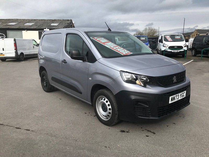 Peugeot Partner 1.5 BlueHDi 1000 Professional Premium + Standard Panel Van 5dr Diesel Manual SWB Euro 6 (s/s) (100 bhp) 5dr Manual 2026