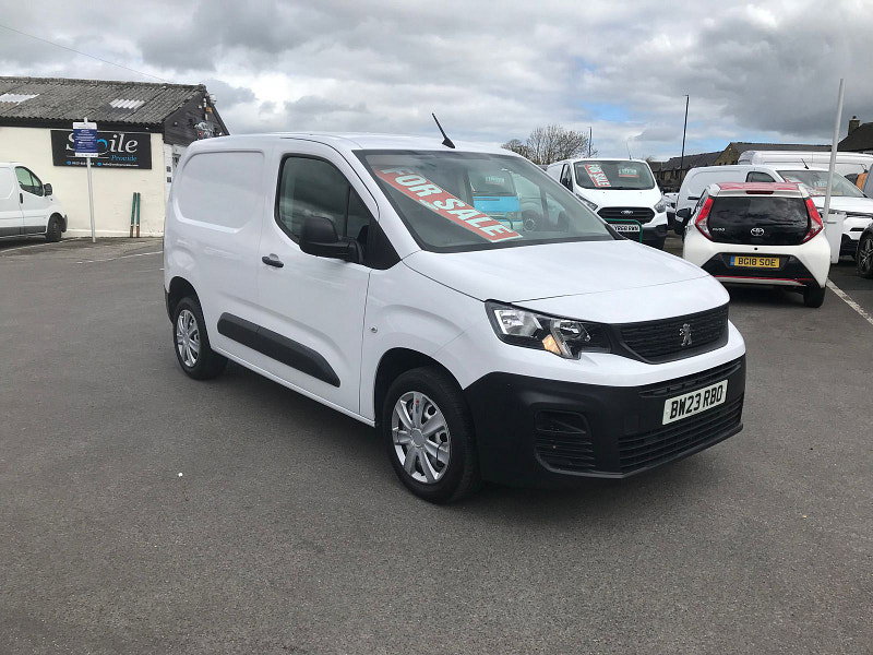 Peugeot Partner 1.5 BlueHDi 1000 Professional Premium + Standard Panel Van 5dr Diesel Manual SWB Euro 6 (s/s) (100 bhp) 5dr Manual 2026