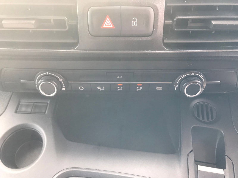 Peugeot Partner 1.5 BlueHDi 1000 Professional Premium + Standard Panel Van 5dr Diesel Manual SWB Euro 6 (s/s) (100 bhp) 5dr Manual 2026