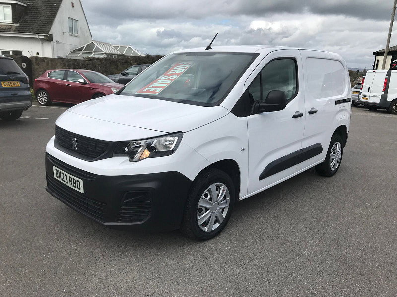 Peugeot Partner 1.5 BlueHDi 1000 Professional Premium + Standard Panel Van 5dr Diesel Manual SWB Euro 6 (s/s) (100 bhp) 5dr Manual 2026