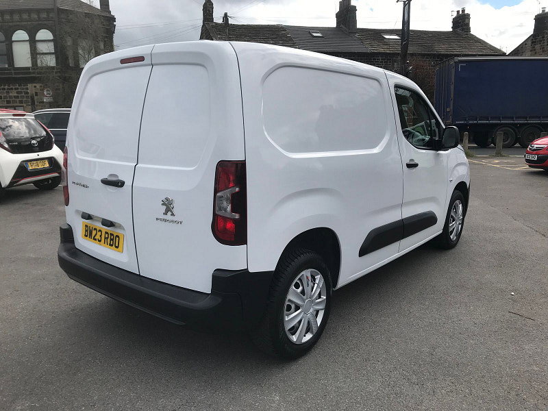 Peugeot Partner 1.5 BlueHDi 1000 Professional Premium + Standard Panel Van 5dr Diesel Manual SWB Euro 6 (s/s) (100 bhp) 5dr Manual 2026
