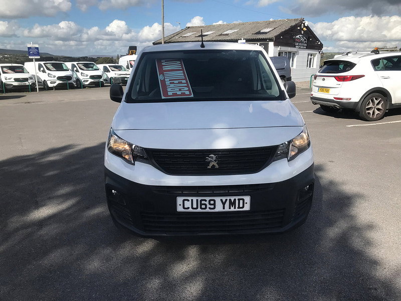 Peugeot Partner 1.5 BlueHDi 650 Professional Standard Panel Van 5dr Diesel Manual SWB Euro 6 (75 bhp) 5dr Manual 2026