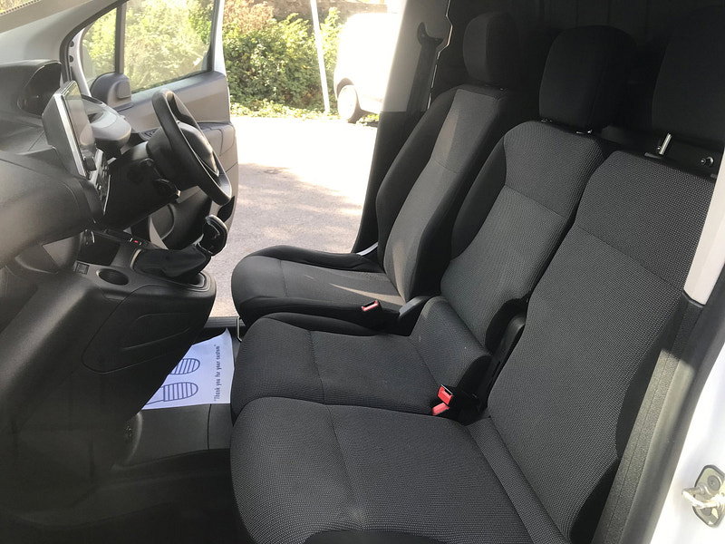Peugeot Partner 1.5 BlueHDi 650 Professional Standard Panel Van 5dr Diesel Manual SWB Euro 6 (75 bhp) 5dr Manual 2026