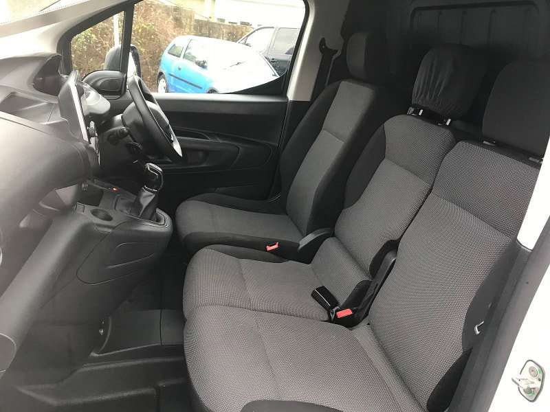 Peugeot Partner 1.5L Professional L1 Blue HDi Diesel Manual Euro 6 (101 bhp) 5dr Manual 2026