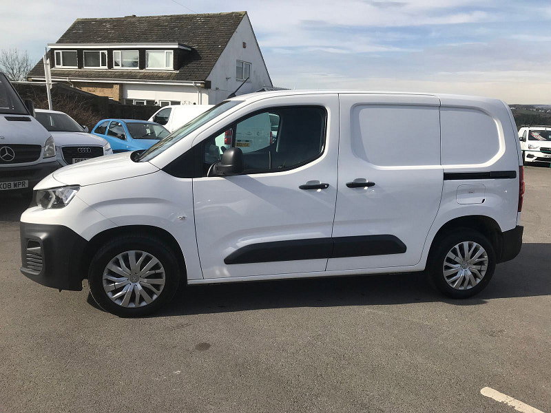 Peugeot Partner 1.5L Professional L1 Blue HDi Diesel Manual Euro 6 (101 bhp) 5dr Manual 2026