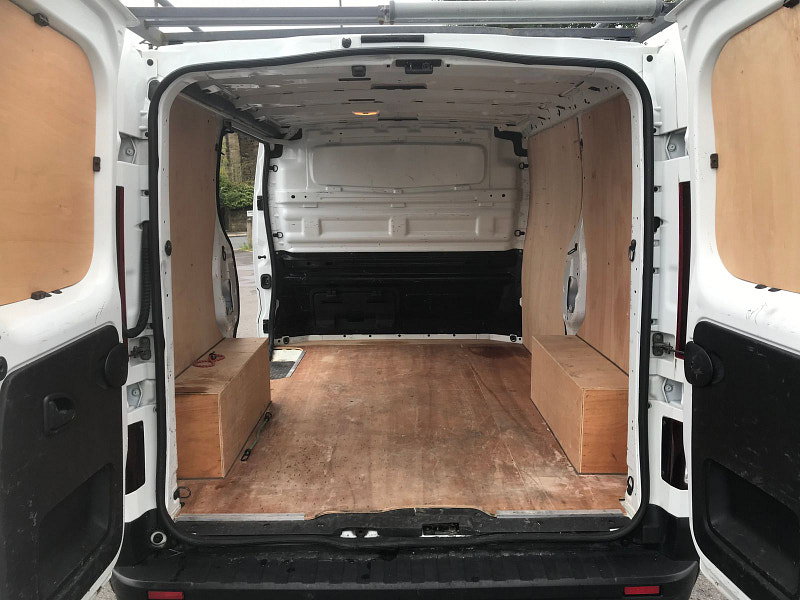Renault Trafic 1.6L SL27 SPORT NAV DCI Diesel Manual Euro 6 (120 bhp) 5dr Manual 2026