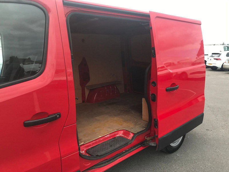 Renault Trafic 2.0L SL28 Business Energy dCi Diesel Manual Euro 6 (120 bhp) 5dr Manual 2026
