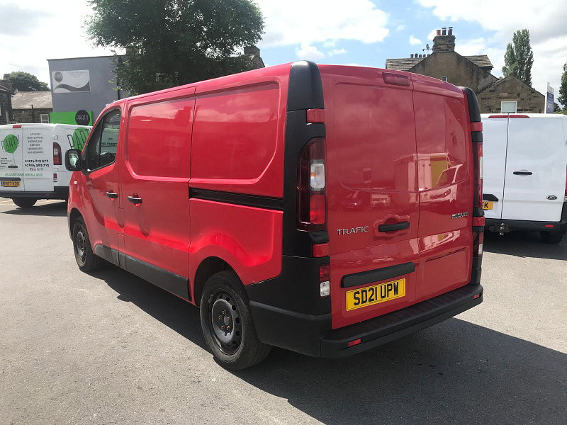 Renault Trafic 2.0L SL28 Business Energy dCi Diesel Manual Euro 6 (120 bhp) 5dr Manual 2026