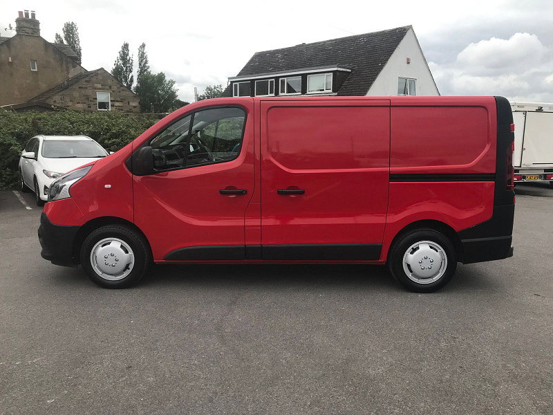Renault Trafic 2.0L SL28 Business Energy dCi Diesel Manual Euro 6 (120 bhp) 5dr Manual 2026