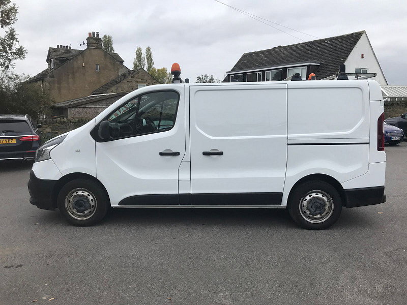 Renault Trafic 2.0L SL28 Business+ Energy dCi Diesel Manual Euro 6 (120 bhp) 5dr Manual 2026