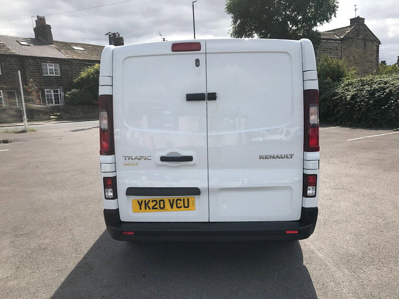 Renault Trafic 2.0L SL28 Sport Energy dCi Diesel Manual Euro 6 (120 bhp) 5dr Manual 2026